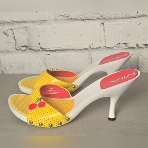 MIA Yellow Cherry Slide Heels Retro Summer Platform Sandals Size 9 Y2K
